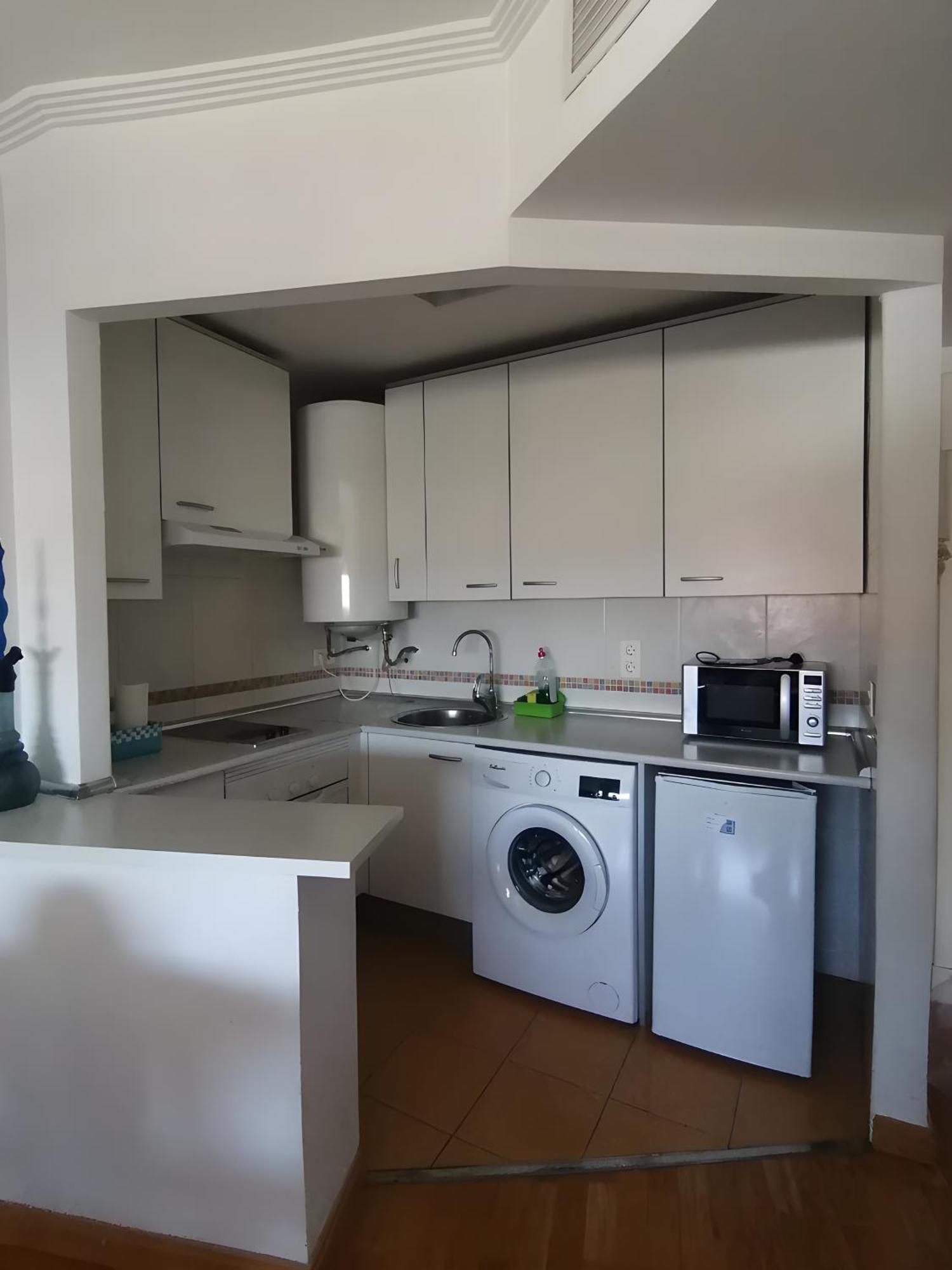 Apartamento Calido Con Piscina Y Garaje *